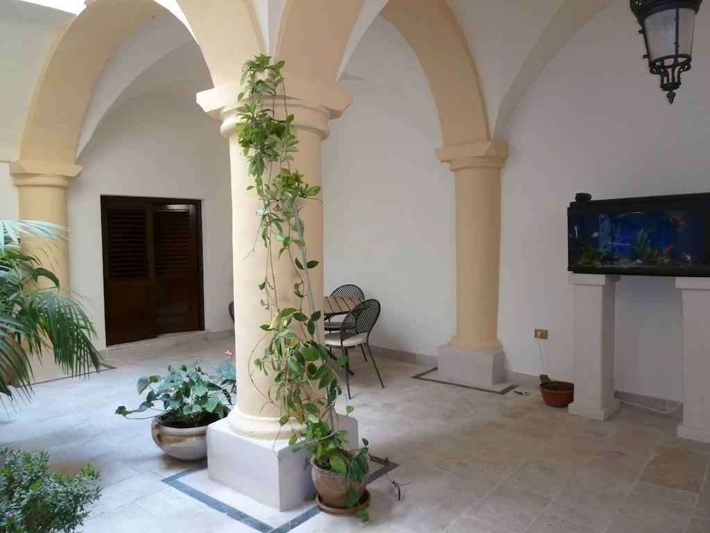 Palazzo Franza Musaro Ugento Luaran gambar