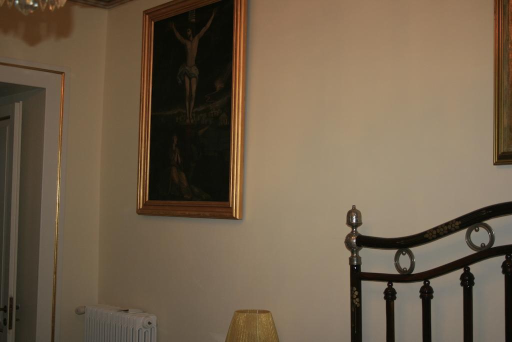 Palazzo Franza Musaro Ugento Bilik gambar